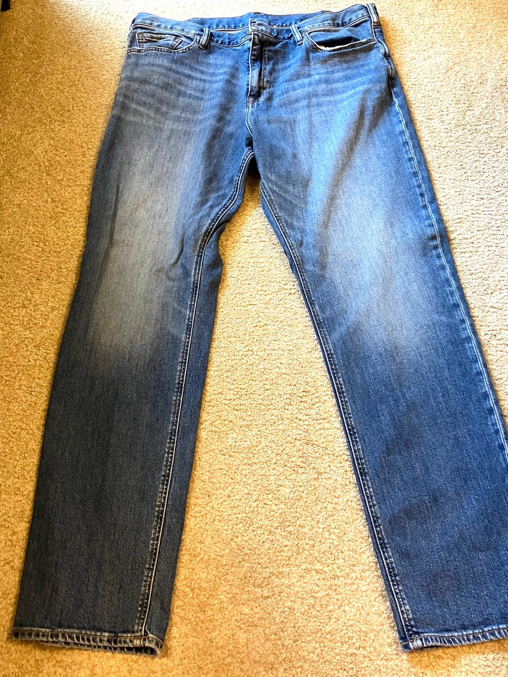 Banana Republic Mens Straight Fit Jeans Light Wash